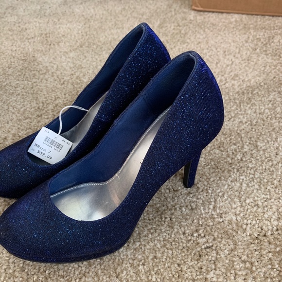 Party Wear Comfort Heels - Picture 2 of 3